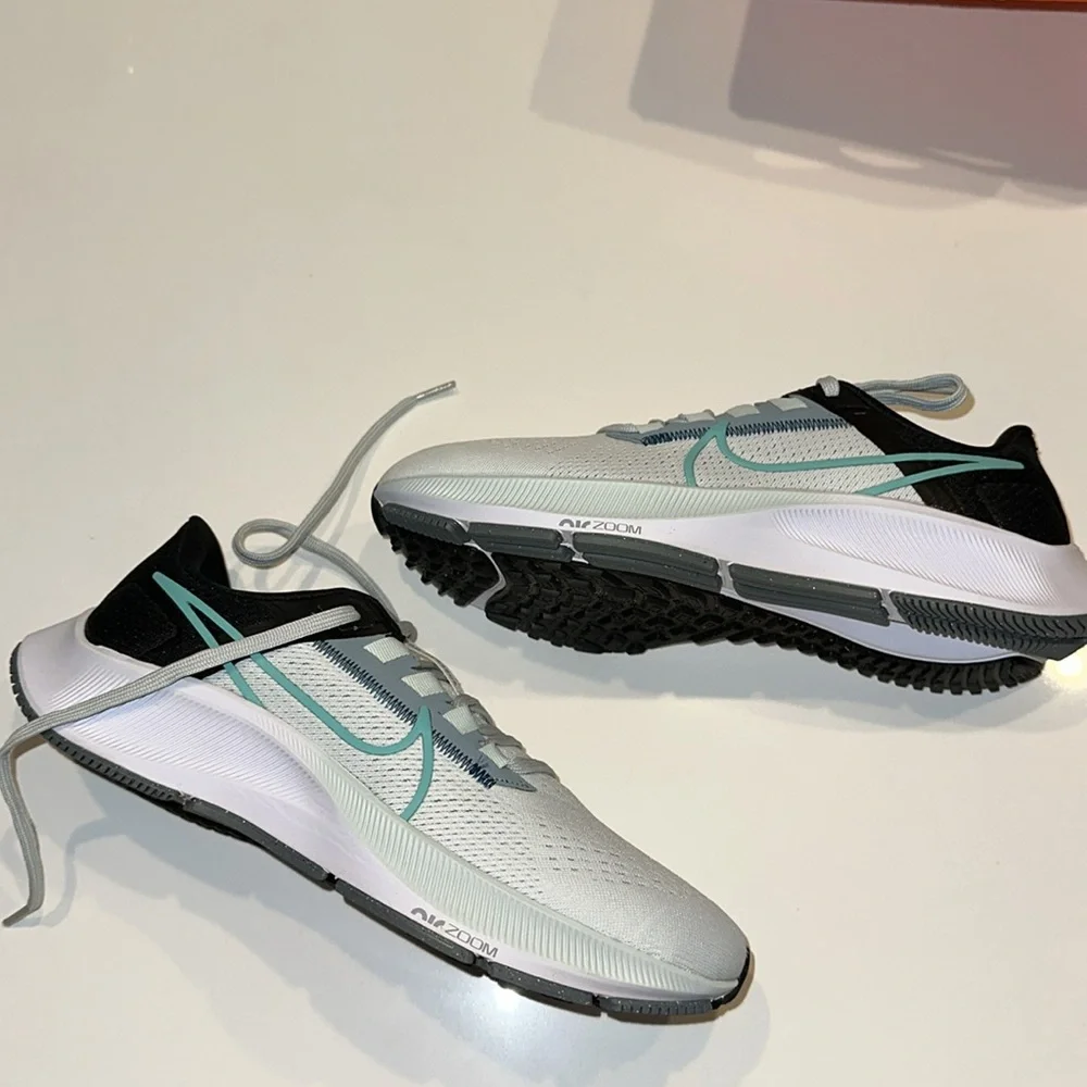 NIKE Air Zoom Pegasus 38 ghost aqua/washed teal womens running sneakers 9.5
